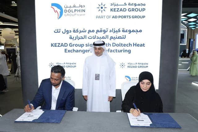 KEZAD Group signing an agreement with Doltech Heat Exchanger Manufacturing
